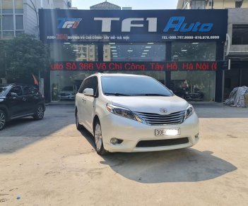 Toyota Sienna 2016 - Đăng ký 2017 một chủ sử dụng từ đầu, xe đã được độ nhiều option hiện đại