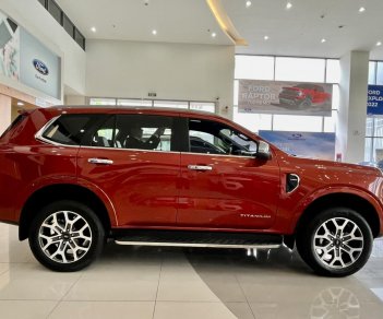 Ford Everest 2022 - Xe có sẵn giao ngay, kèm quà tặng cao cấp