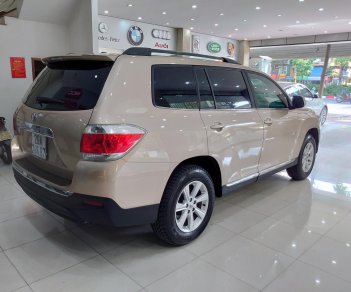 Toyota Highlander 2011 - Giá 835tr