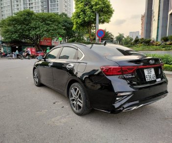 Kia Cerato 2018 - Xe màu đen, giá 535tr