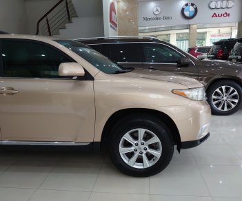 Toyota Highlander 2011 - Giá 835tr