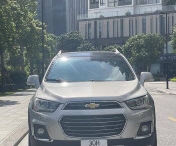 Chevrolet Captiva 2016 - Màu bạc giá ưu đãi