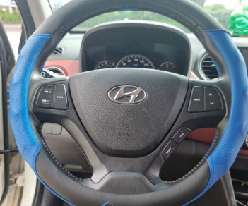 Hyundai Grand i10 2017 - Cần bán xe nguyên bản, xe gia đình đi giữ gìn không chạy dịch vụ, giá 365tr