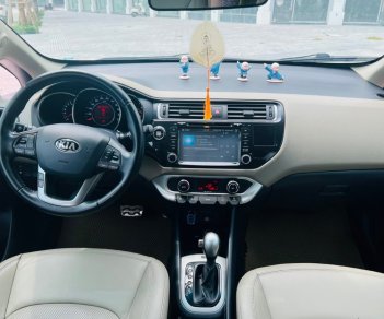 Kia Rio 2015 - Màu trắng, xe nhập