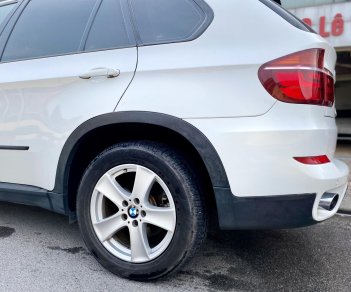 BMW X5 2011 - Cần bán xe màu trắng nội thất kem