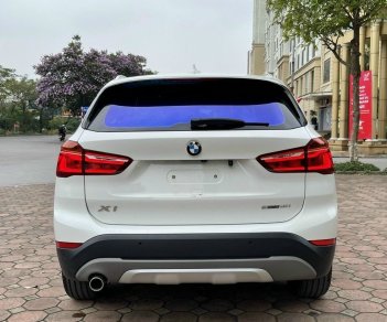 BMW X1 2018 - Model 2019, mới zin - Siêu nhiều đồ chơi