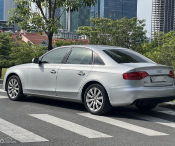 Audi A4 2011 - Màu bạc, nhập khẩu nguyên chiếc