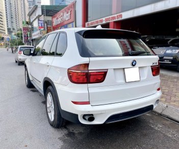 BMW X5 2011 - Cần bán xe màu trắng nội thất kem