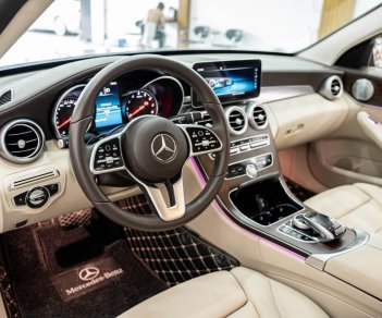 Mercedes-Benz 2022 - Cần bán, xe mới đến 99%