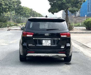 Kia Sedona 2018 - Xe đẹp giá tốt, trang bị full options, hỗ trợ trả góp 70%, tặng thẻ bảo dường free 1 năm