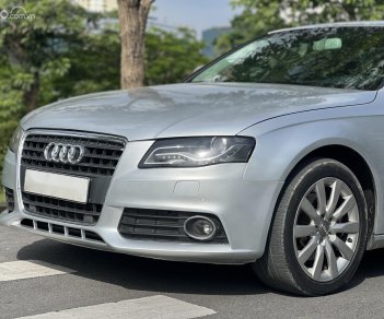 Audi A4 2011 - Màu bạc, nhập khẩu nguyên chiếc