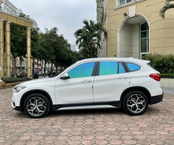 BMW X1 2018 - Model 2019, mới zin - Siêu nhiều đồ chơi