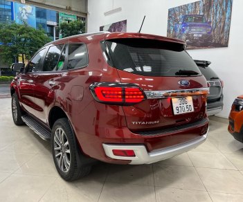 Ford Everest 2020 - Cần bán xe màu đỏ