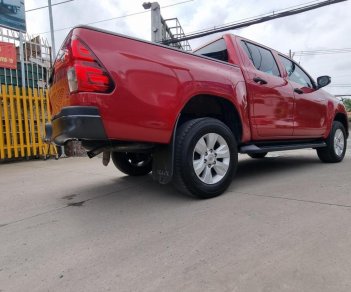 Toyota Hilux 2019 - Nhập khẩu nguyên chiếc giá chỉ 690tr