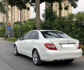 Mercedes-Benz C class AT 2011 - Cần bán Mercedes C200 2011, số tự động, Full option