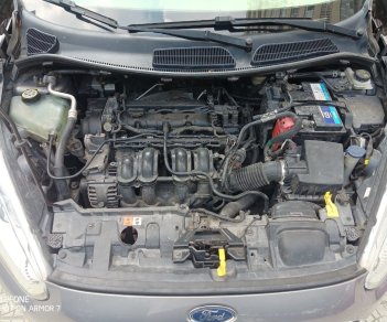 Ford Fiesta 2015 - Màu nâu, xe nhập xe gia đình giá cạnh tranh