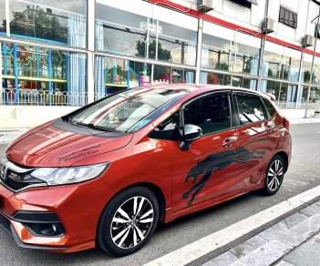 Honda Jazz 2018 - xe màu đỏ