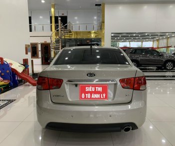 Kia Forte 2013 - Xe cực đẹp, full options cửa sổ trời, màn android