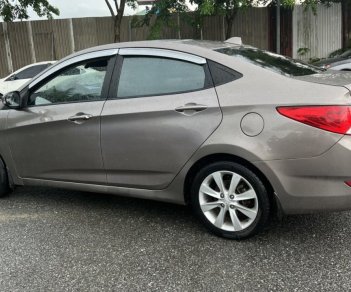 Hyundai Accent 2013 - Xe còn mới giá tốt 355tr