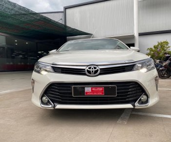 Toyota Camry 2018 - Đăng ký 2018 chính chủ giá tốt 800tr