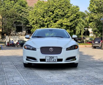 Jaguar XF 2013 - Giá chỉ 880 triệu