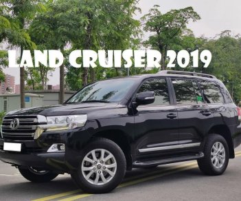 Toyota Land Cruiser 2019 - Tên công ty xuất hoá đơn cao