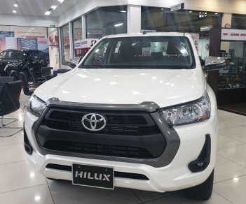 Toyota Hilux 2022 - Chỉ 160tr nhận xe, ưu đãi lớn, trả góp tối đa 80%, lãi cực thấp