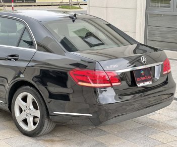 Mercedes-Benz E200 2014 - Ngoại thất đen, nội thất nâu - Biển HN