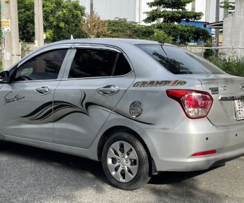 Hyundai Grand i10 2015 - Màu bạc số sàn