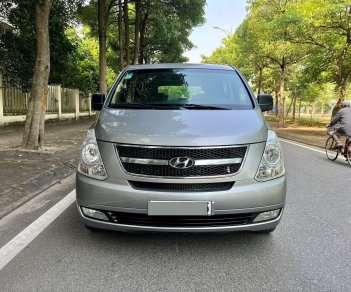 Hyundai Grand Starex 2015 - 2.5 MT máy dầu Diesel 9 chỗ