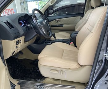 Toyota Fortuner 2014 - Màu xám