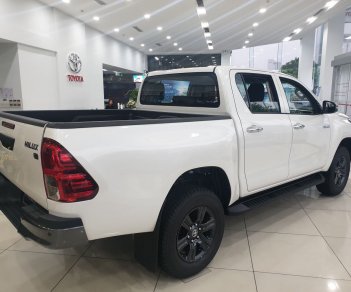 Toyota Hilux 2022 - Chỉ 160tr nhận xe, ưu đãi lớn, trả góp tối đa 80%, lãi cực thấp