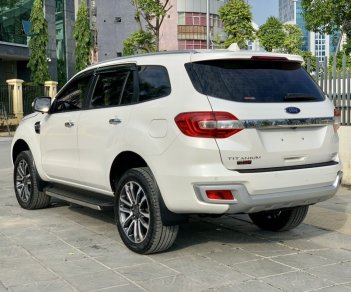 Ford Everest 2021 - Màu trắng, nhập khẩu chính chủ