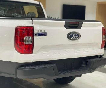 Ford Ranger 2022 - Sẵn màu trắng ký giao ngay tháng 10, ưu tiên trả thẳng, giá tốt nhất miền bắc hỗ trợ lăn bánh, giao xe tận nơi