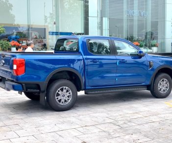 Ford Ranger 2022 - Xanh dương giao ngay trong tháng - Giá siêu khuyến mại, ưu đãi gói phụ kiện. Ưu tiên khách hàng trả thẳng - Hỗ trợ lăn bánh A-Z