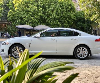 Jaguar XF 2013 - Giá chỉ 880 triệu