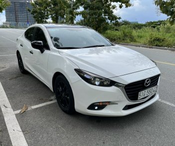 Mazda 3 2019 - Màu trắng, giá chỉ 570 triệu