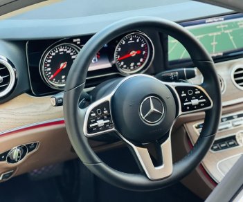 Mercedes-Benz E200 2019 - FaceLift model 2020