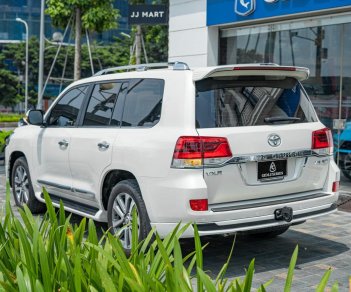 Toyota Land Cruiser 2016 - VXR nhập Trung Đông full đồ - Lên body 2020 giá tốt nhất thị trường