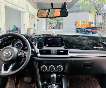 Mazda 3 2019 - Tặng 1 năm chăm xe bảo dưỡng miễn phí