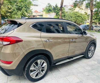 Hyundai Tucson 2018 - Bán ô tô bản full giá 765tr