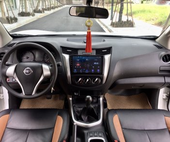 Nissan Navara 2016 - Màu trắng, nhập khẩu nguyên chiếc, giá cực tốt