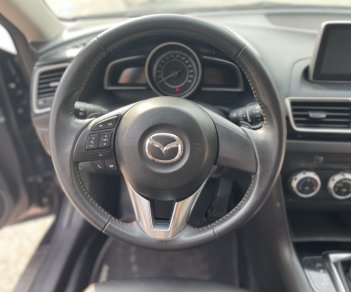 Mazda 3 2017 - 1 chủ từ mới lướt đúng 4v km xịn, màu xanh cavansite độc