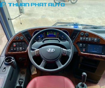 Hyundai Universe 2022 - Xe 29 ghế new Ex