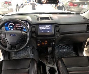 Ford Ranger 2020 - Màu trắng, xe nhập, giá 668tr