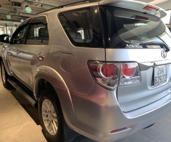 Toyota Fortuner 2012 - Màu bạc