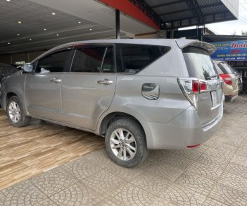 Toyota Innova 2018 - Màu bạc số sàn, giá cực tốt