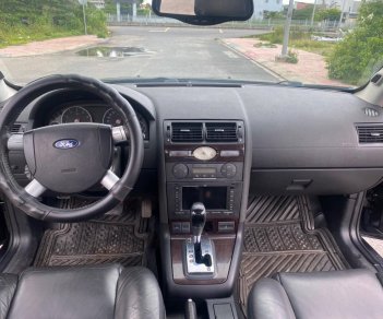 Ford Mondeo 2004 - Màu đen