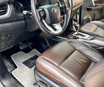 Toyota Fortuner 2019 - Cần bán gấp xe một chủ từ đầu giá tốt