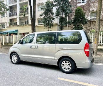 Hyundai Grand Starex 2015 - 2.5 MT máy dầu Diesel 9 chỗ